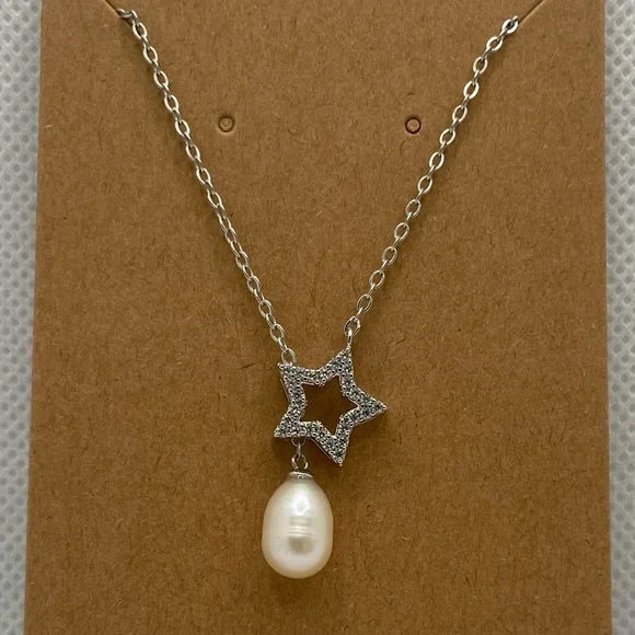 Adjustable Silver Star Pendant Necklace with Pearl Drop - Picture 4 of 4